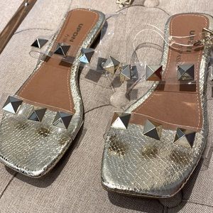 Rockstud Sandals “Valentino Style”